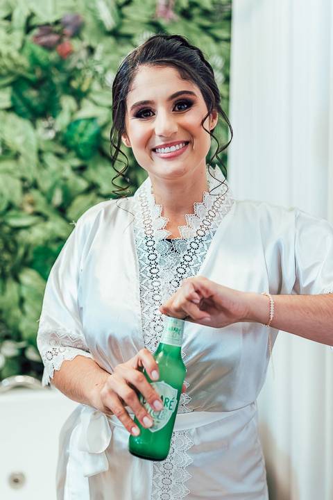 FOTOS MAKING OF NOIVA SALÃO LABELA - MARIANA/MG'