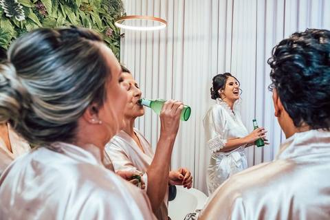 FOTOS MAKING OF NOIVA SALÃO LABELA - MARIANA/MG'