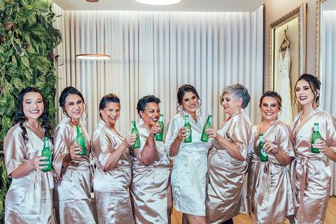 FOTOS MAKING OF NOIVA SALÃO LABELA - MARIANA/MG'