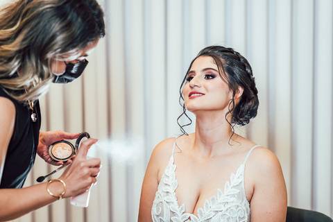 FOTOS MAKING OF NOIVA SALÃO LABELA - MARIANA/MG'