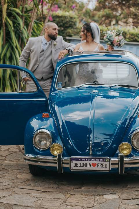 fotos casamento com fusca azul'