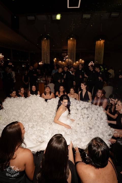 VESTIDO DE NOIVA LUXUOSO CASAMENTO PAMPULHA - BELO HORIZONTE'