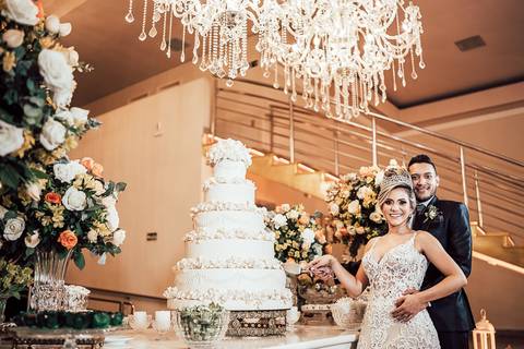 FESTA CASAMENTO AGUSTTUS BUFFET RECEPÇÕES CONTAGEM/MG'