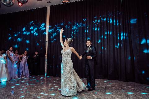 FOTOS VALSA CASAMENTO AGUSTTUS BUFFET RECEPÇÕES CONTAGEM/MG'