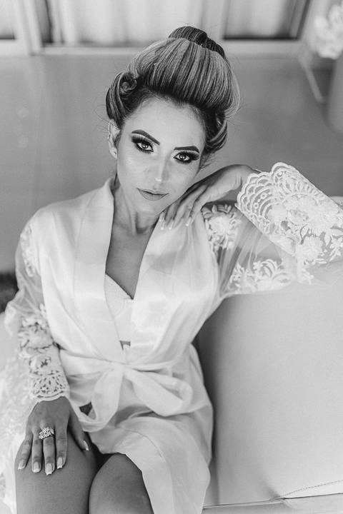 MAKING OF NOIVA ANA FERNANDA MAKE UP IBIRITE'