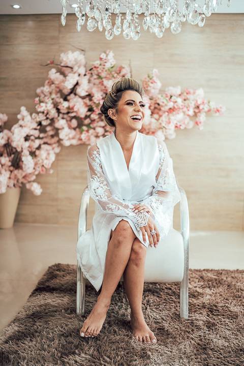 MAKING OF NOIVA ANA FERNANDA MAKE UP IBIRITE'