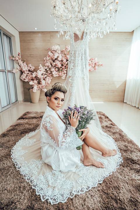 MAKING OF NOIVA SENSUAL COM VESTIDO CASAMENTO'