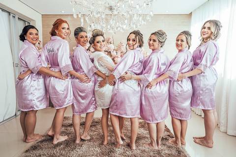 FOTOS MAKING OF NOIVA COM MADRINHAS ANA FERNANDA IBIRITE'