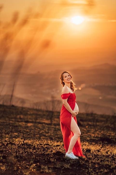 FOTOS ENSAIO GESTANTE SERRA DO ROLA MOÇA  VESTIDO VERMELHO BH'