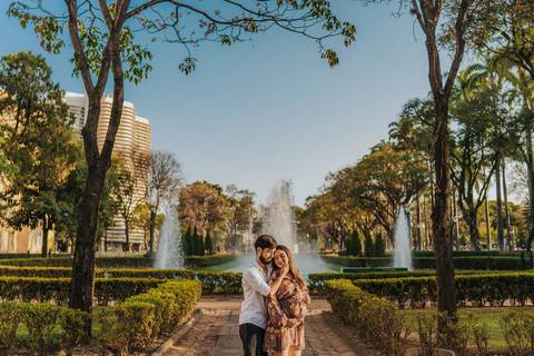 FOTOS ENSAIO GESTANTE  JARDIM DA PRAÇA DA LIBERDADE'