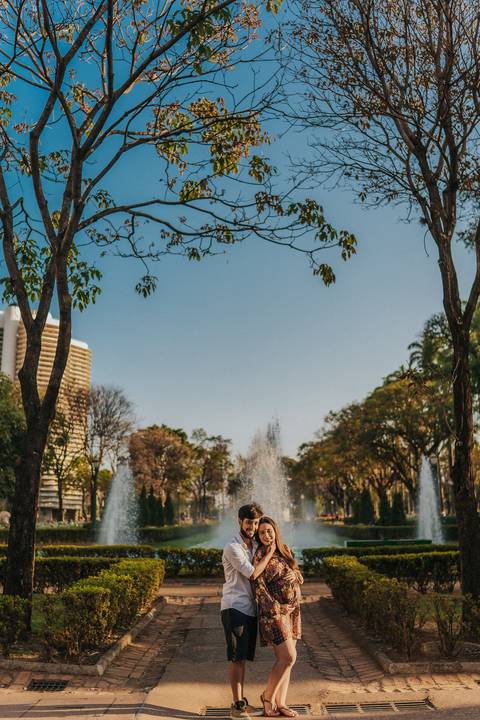 FOTOS ENSAIO GESTANTE  JARDIM DA PRAÇA DA LIBERDADE'