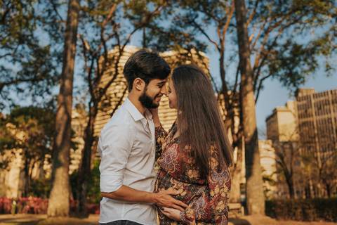 FOTOS ENSAIO GESTANTE  JARDIM DA PRAÇA DA LIBERDADE'