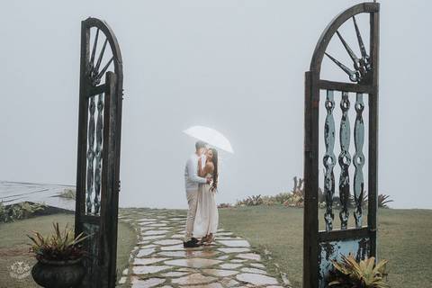 ENSAIO PRE CASAMENTO NA CHUVA '