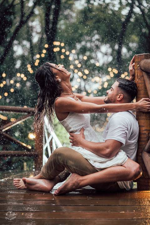 FOTOS ENSAIO PRE CASAMENTO NA CHUVA '
