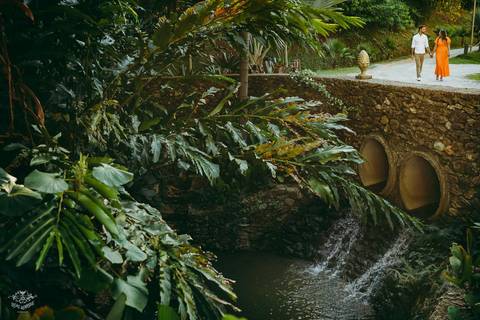 FOTOS ENSAIO PRE CASAMENTO ESPAÇO SANCTUARIUM'