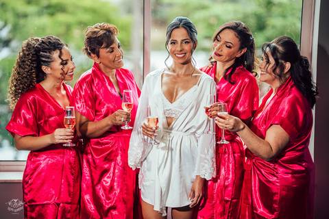 FOTOS NOIVA COM MADRINHAS MAKING OF'