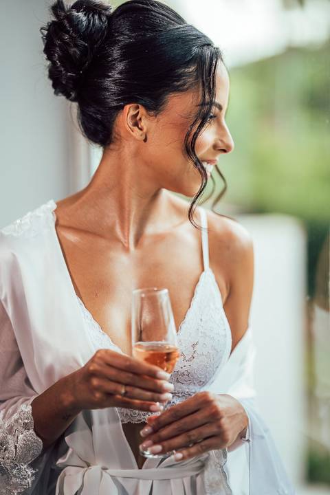 FOTOS NOIVA COM TAÇA'