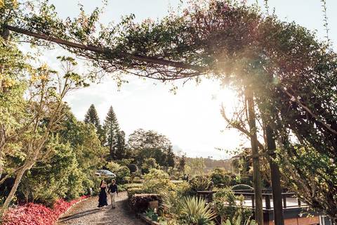 FOTOS ENSAIO PRE WEDDING POUSADA PEDRA AZUL ES'