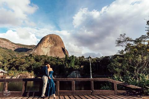 FOTOS ENSAIO PRE WEDDING POUSADA PEDRA AZUL ES'