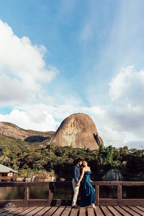 FOTOS ENSAIO PRE WEDDING POUSADA PEDRA AZUL ES'
