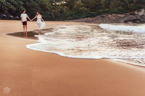 FOTOS ENSAIO PRE CASAMENTO NASCER DO SOL PRAIA DOS PADRES '
