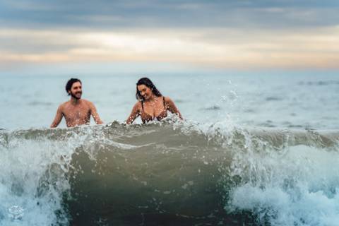 FOTOS PRE WEDDING NASCER DO SOL PRAIA DOS PADRES '