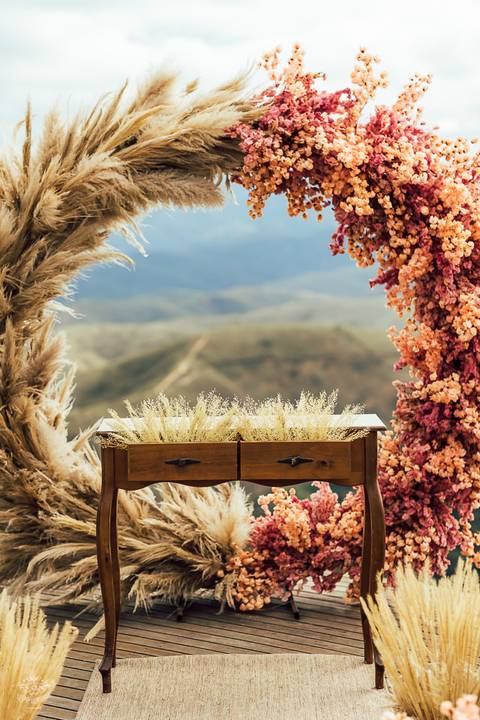 DECORAÇÃO CASAMENTO ARCO MAR DE MORROS NOVA LIMA'