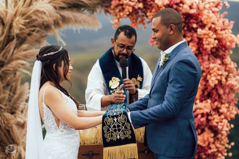 FOTOS CERIMONIA CASAMENTO MAR DE MORROS NOVA LIMA'
