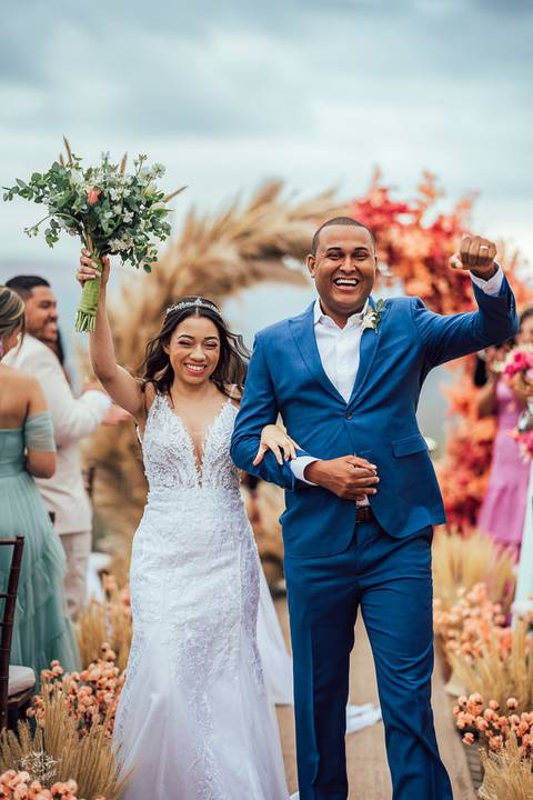 ARCO DE FLORES CASAMENTO'