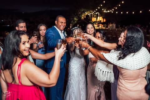 RECEPÇÃO FESTA CASAMENTO MAR DE MORROS'