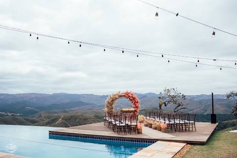 DECORAÇÃO CASAMENTO ARCO MAR DE MORROS NOVA LIMA'