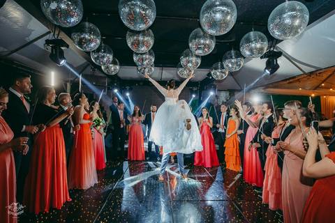 FOTOS VALSA MALUCA CASAMENTO'