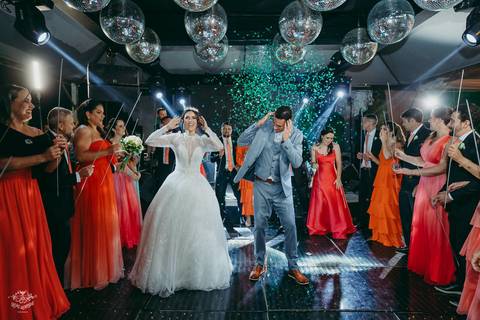 FOTOS VALSA MALUCA CASAMENTO'