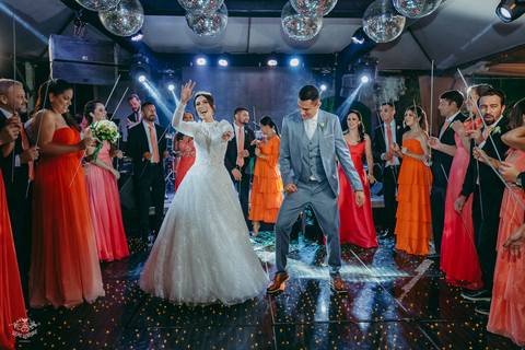 FOTOS VALSA MALUCA CASAMENTO'