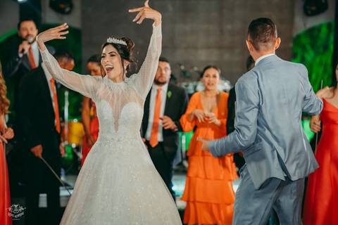 FOTOS VALSA MALUCA CASAMENTO'