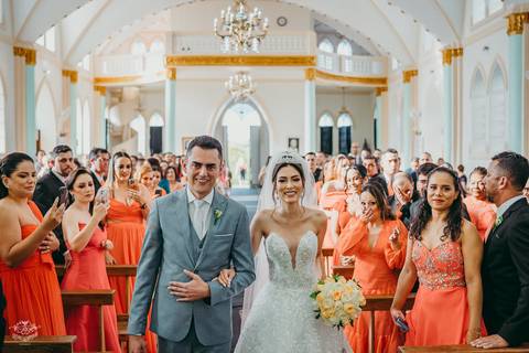 ENTRADA NOIVA CASAMENTO IGREJA MATRIZ LEANDRO FERRIERA - NOVA SERRANA'