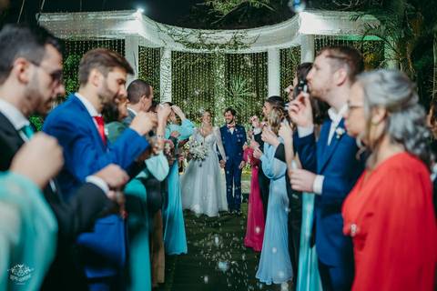 SOLTANDO BALÃO CASAMENTO'