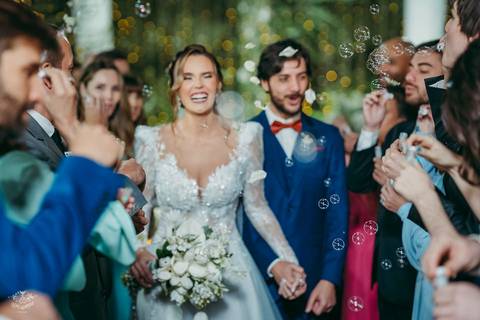 SOLTANDO BALÃO CASAMENTO'