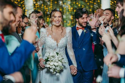 SOLTANDO BALÃO CASAMENTO'