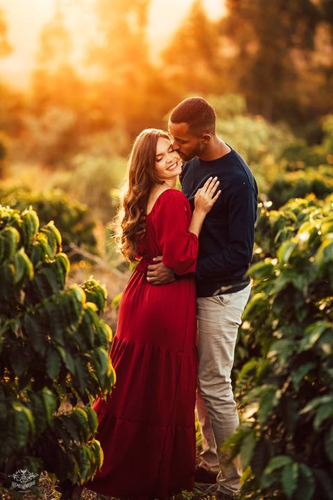 FOTOS PRE WEDDING CAMPO POR DO SOL PLANTAÇÃO  CAFE'