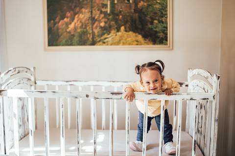 ENSAIO INFANTIL NO BERÇO COM LULU DA POMERANIA '