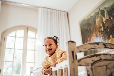 ENSAIO INFANTIL NO BERÇO COM LULU DA POMERANIA '