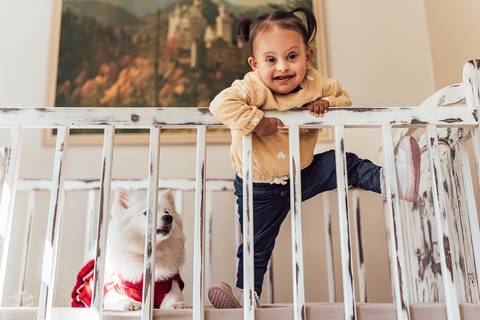 ENSAIO INFANTIL NO BERÇO COM LULU DA POMERANIA '