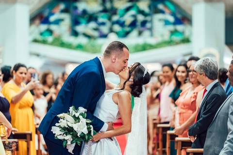 fotos cerimonia casamento alexia e pedro paroquia nossa senhora de fatima belo horizonte '