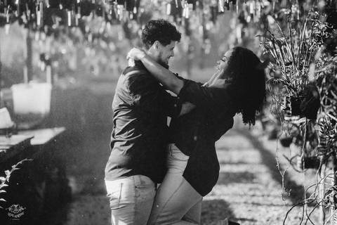 FOTOS NA CHUVA CASAL PRE WEDDING'