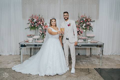 FOTOS NOIVOS MESA BOLO CASAMENTO '