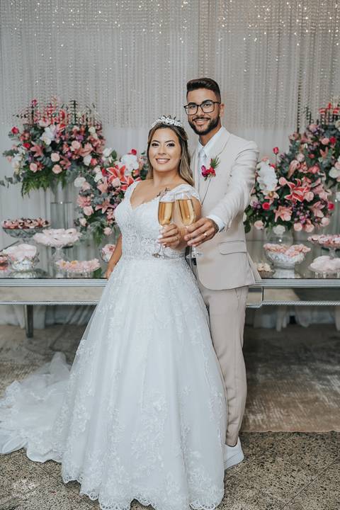 FOTOS NOIVOS MESA BOLO CASAMENTO '