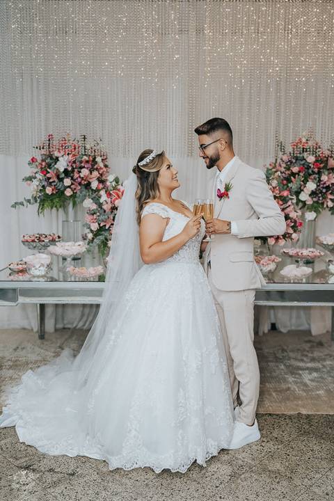 FOTOS NOIVOS MESA BOLO CASAMENTO '