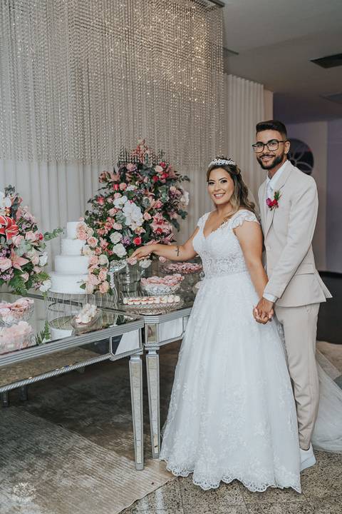 FOTOS NOIVOS MESA BOLO CASAMENTO '