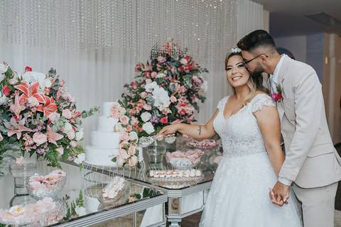 FOTOS NOIVOS MESA BOLO CASAMENTO '